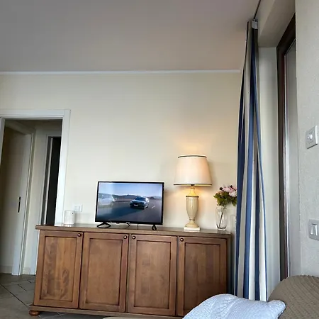 Апартаменты Maggiore - Traumbalkon Mit Seeblick & Pool Und 2 Sz