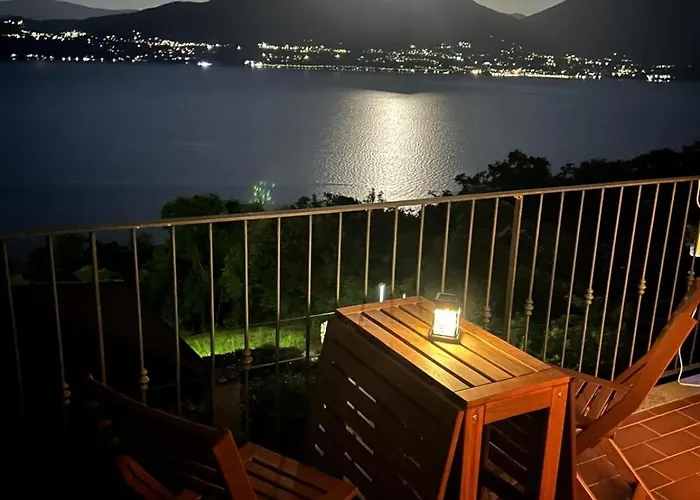 Maggiore - Traumbalkon Mit Seeblick & Pool Und 2 Sz Oggebbio